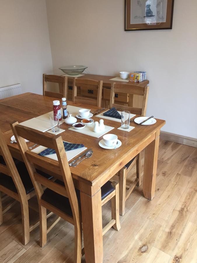 Bryn Derwen Bed & Breakfast เรย์อาเดอร์ ภายนอก รูปภาพ